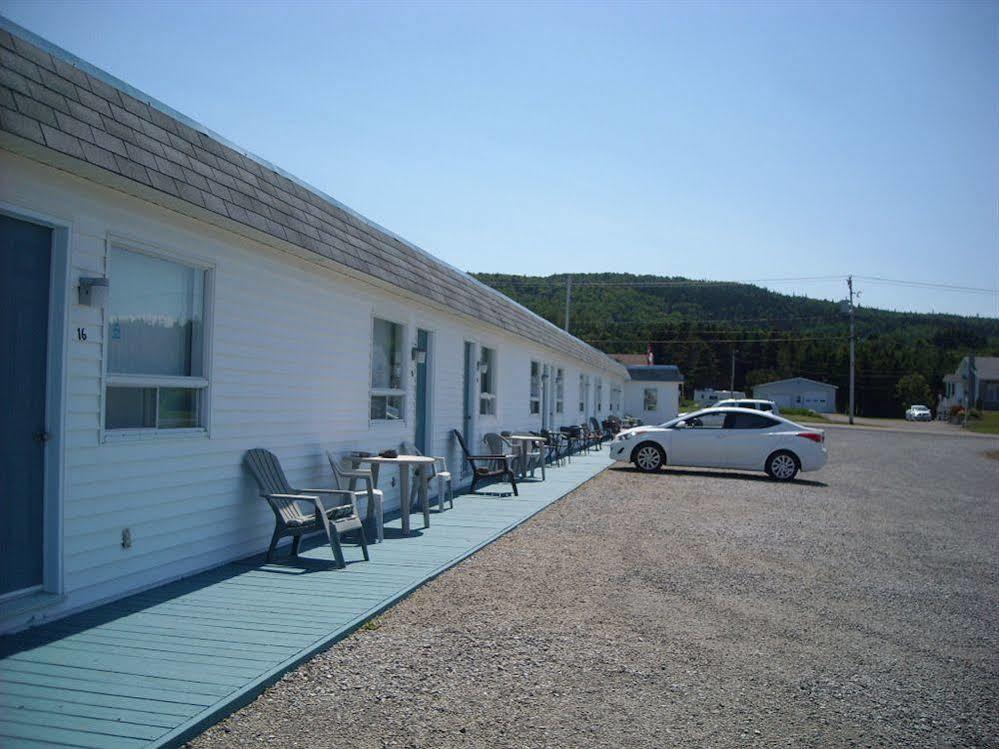 Motel Le Noroit L'Anse-au-Griffon Luaran gambar